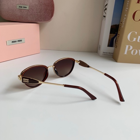 Miu Miu Sunscreen Small Round Frame Sunglasses main image 4